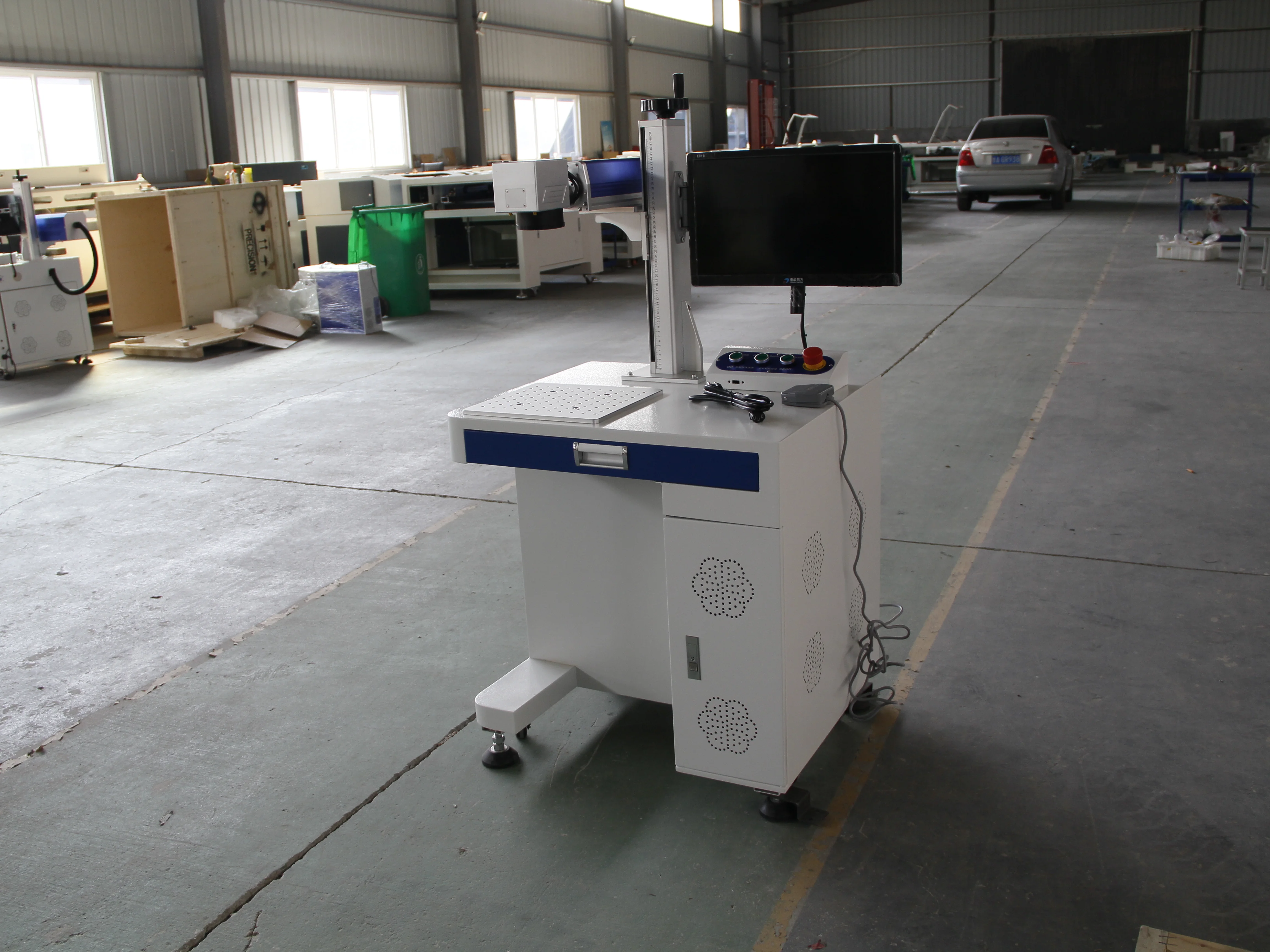 Raycus 20 Вт 30 50 волоконная лазерная маркировочная машина используемая для