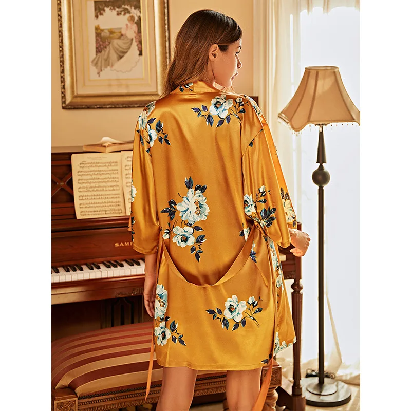 

New Fashion Silk Pajamas Women's Summer Thin Sexy Soft Pro Skin Sling Suit Home Clothes Nightgown Morning Gown Bath Towel