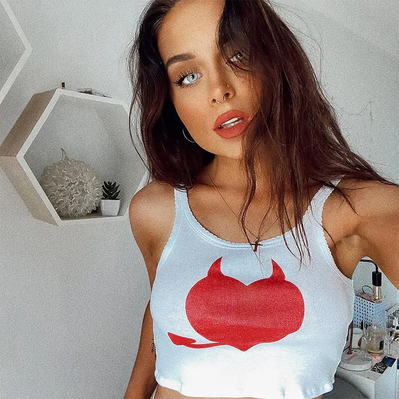 Новое поступление хит продаж женская футболка с принтом маленького дьявола на