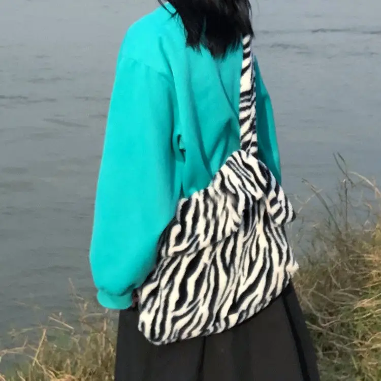 Vintage Leopard Pattern Cool Girls Purse Handbags Soft Plush Furry Women Messenger Bag Elegant Faux Fur Ladies Shoulder Bags | Багаж и