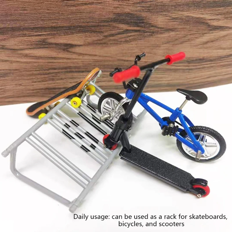 

1Set/10Pcs Mini Finger Model Set Kids Toy Finger Bikes Scene Accessories Mini Fingerboard Obstacles DIY Toy Accessories