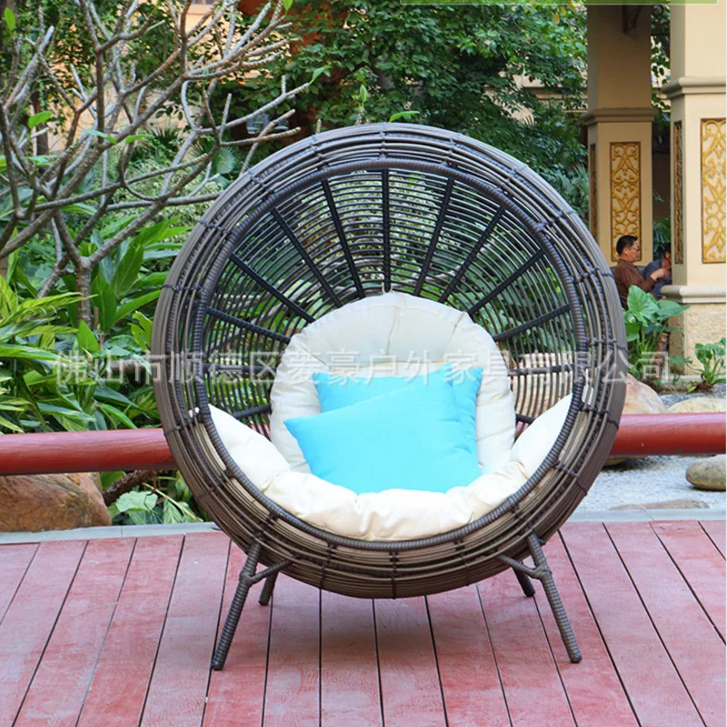 Стул из ротанга для отдыха на балконе | Мебель