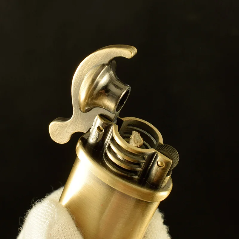 

Old Kerosene Lighter Vintage Grinding Wheel Personality Creative Retro Nostalgic Gift For Men