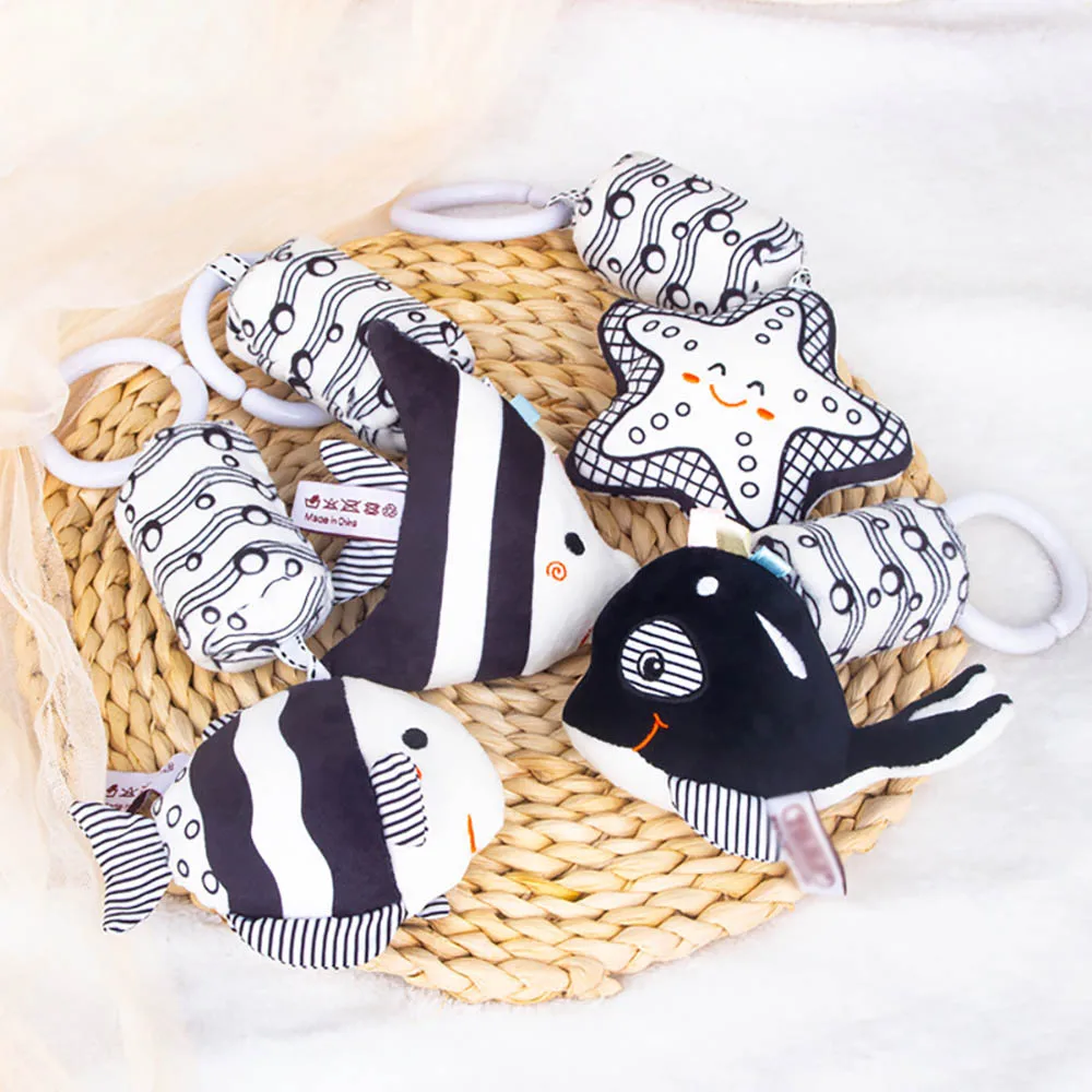 

Newborn Bed Bell Baby Early Childhood Education Toy Visually Exciting Stroller Pendant Black and White Wind Chimes
