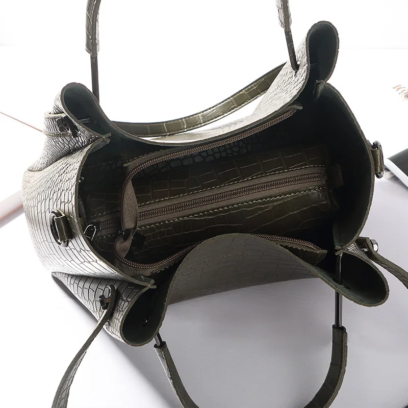 

Vintage Crocodile Pattern Bucket Tote Female Leisure Single Shoulder Handbag