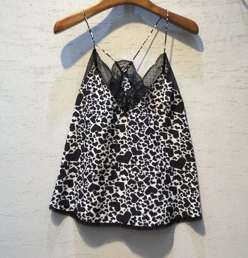 Женский черно белый Шелковый топ с принтом сердца украшенный тонкими