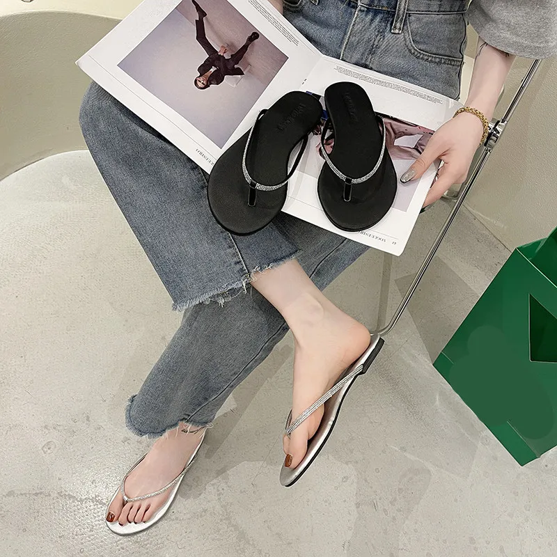 

Shoes Women Female Slippers Rubber Flip Flops Slides Fashion Low Big Size Soft 2021 Flat Beach Hawaiian Luxury Concise PU