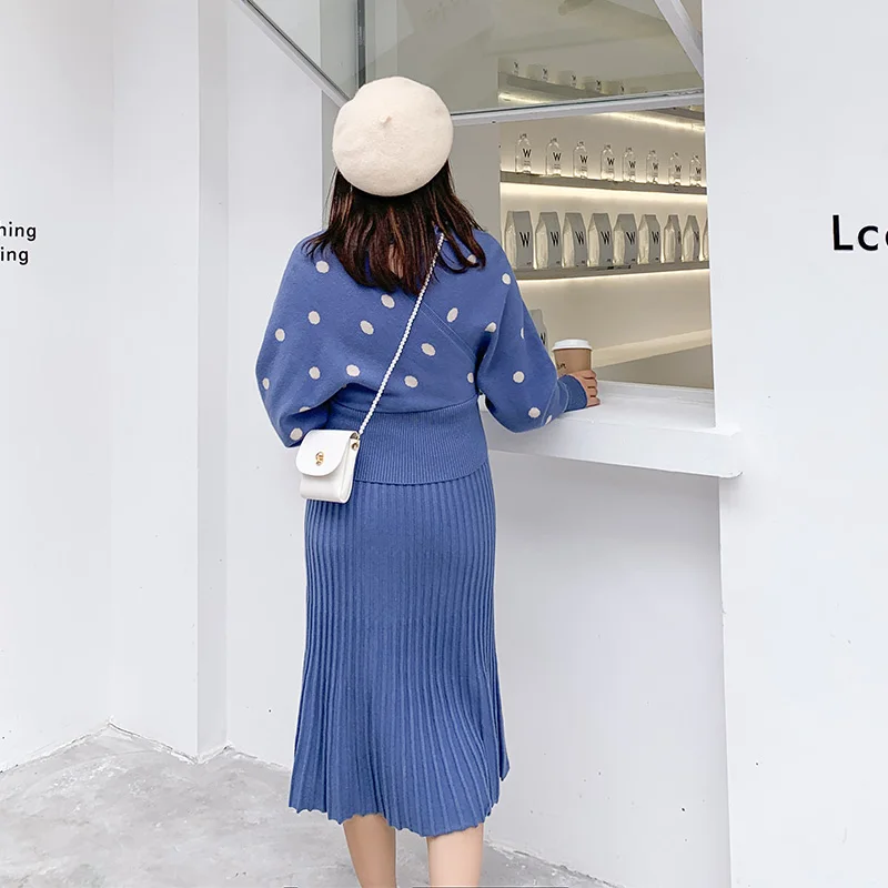 Вязаный комплект из 2 предметов с принтом в горошек размера плюс пуловер свитер