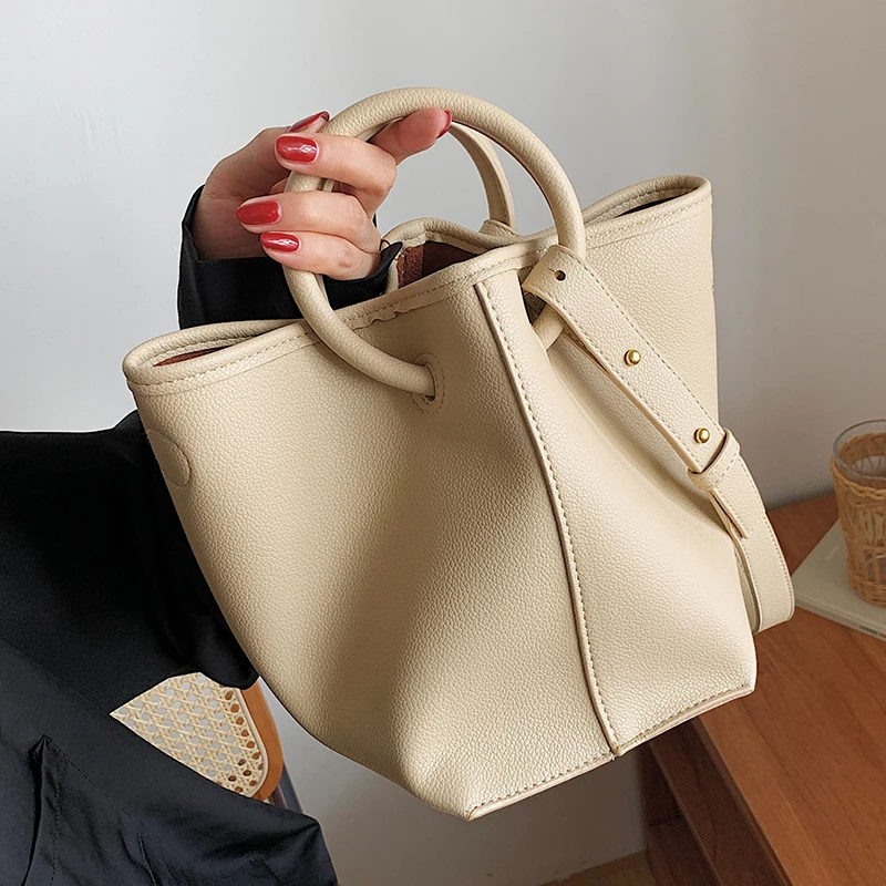 

Однотонная Сумка-тоут, сумка-мешок, новинка 2021, Высококачественная женская дизайнерская сумка из искусственной кожи, роскошная брендовая б...