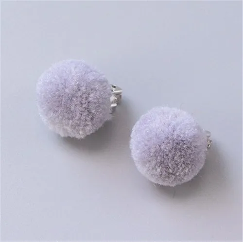 Grey UNWE 1 пара серьга в виде клипсы не прокалываются клипсы для ушей милая леди/девушки Помпон Мяч невидимая Подушка ушные клипсы для изящных детей - Окраска металла: Grey