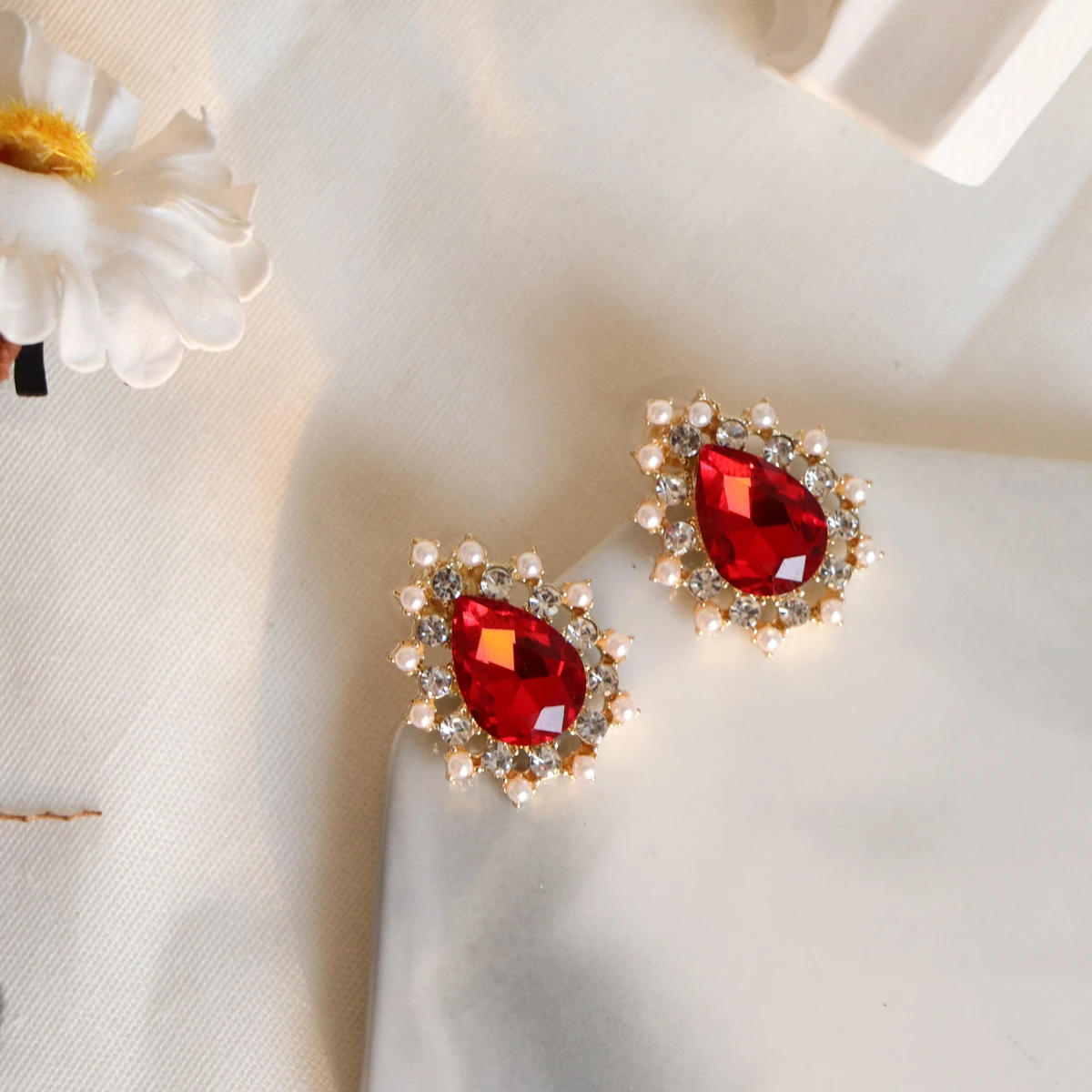 Серьги гвоздики в ретро стиле женские Изящные Ювелирные украшения с кристаллами