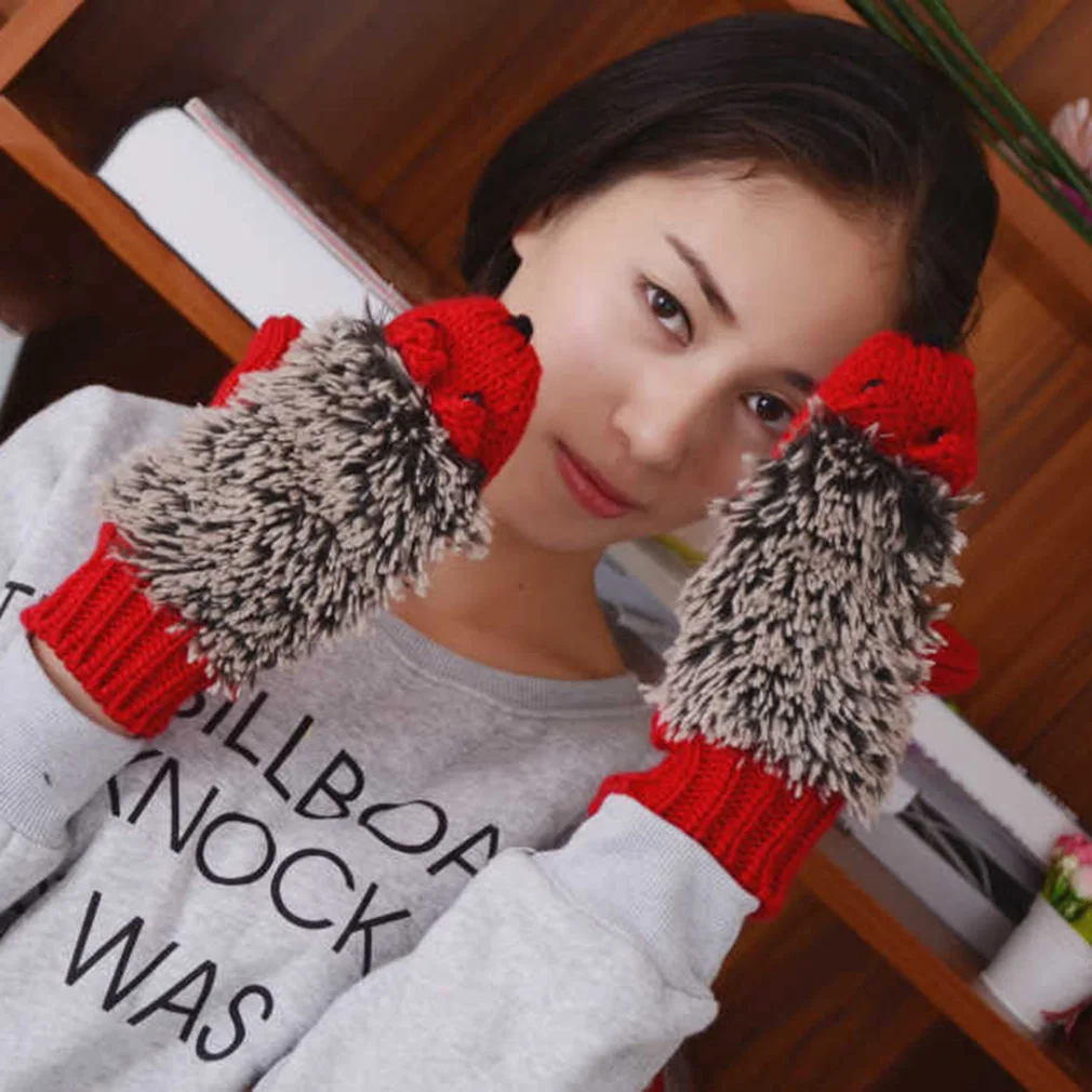 

Girls Fashion Novelty Winter Warm Outdoor Indoor Full Finger Double Layer Gloves Woman Cartoon Hedgehog Plush Mittens