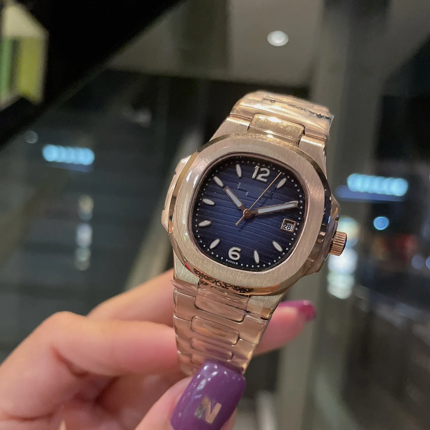 

2021 summer ladies new classic quartz watch glass lens plate gold steel with gold shell