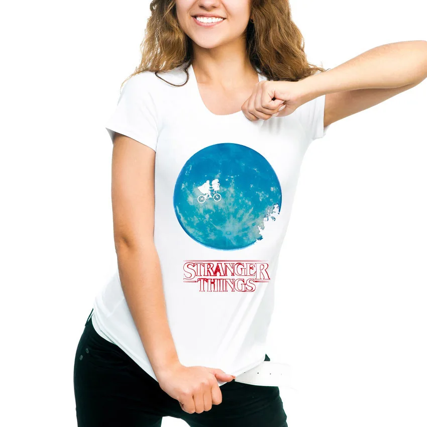 Женские футболки с рисунком странных вещей коротким рукавом и надписью женские