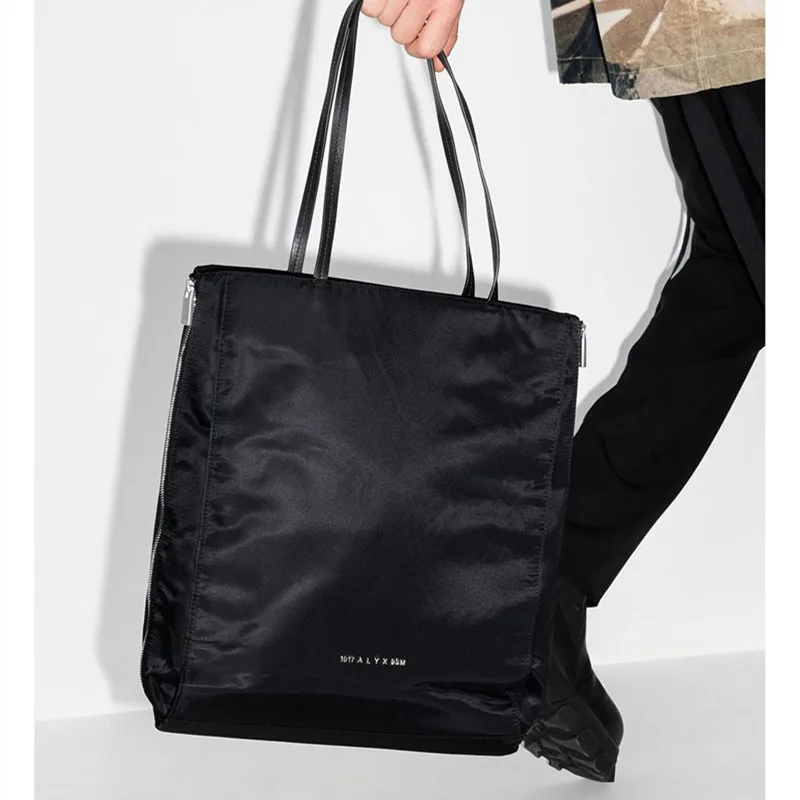 

Top Quality ALYX Bag Men Women 1017 ALYX 9SM Tonal logo detail Bags 1:1 Backpacks Logo lining double handle