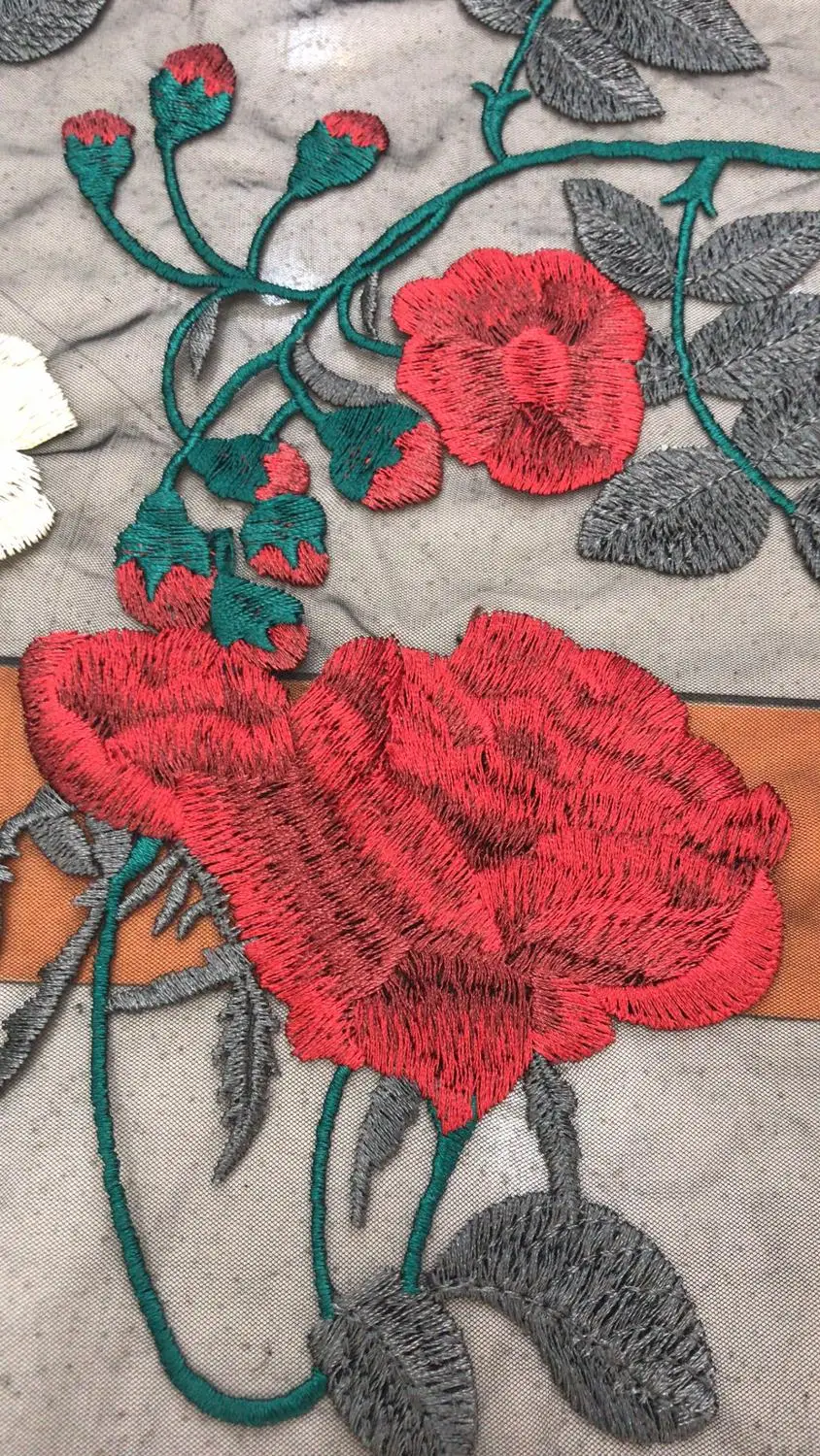 

top quality Modern design French net lace fabric African Flower mul ti color embroidery tulle lace fabric for ladies dress