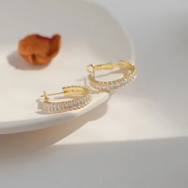 Элегантные циркониевые серьги модные Женские винтажные золотистые недорогие в