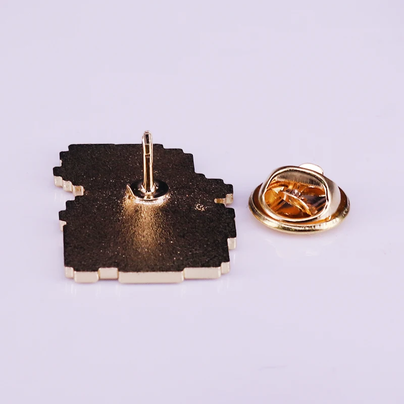 Эмалированная заколка финальная фантазия 1 NES 8 bit красная брошь колпак мага ретро