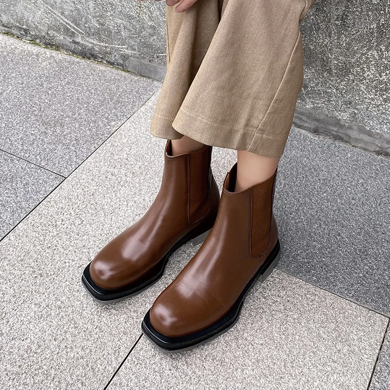 

2020 autumn winter Internet celebrities new style women shoes low thick heels chelsea ankle boots for women platform ankle boots