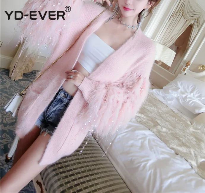 Женский трикотажный кардиган с длинным рукавом и кисточками |