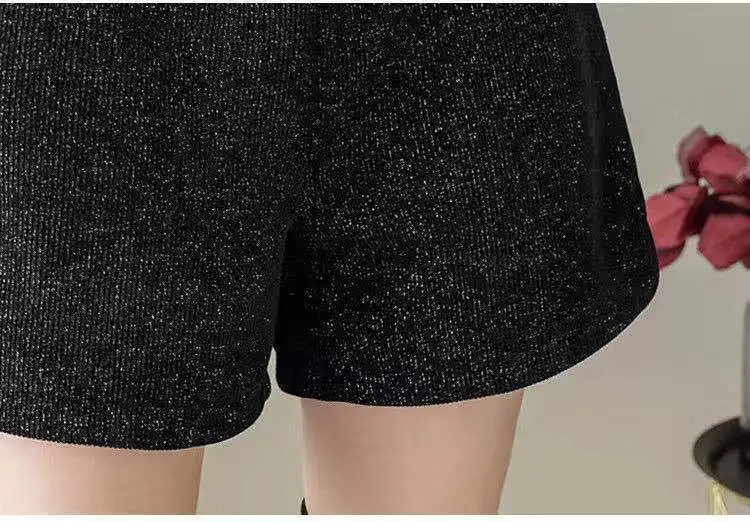 

Fall Winter Bright-Silk Woolen Shorts for Women High Waist Chain Slim Wide Leg Short Mujer Fashion Korean Black Shorts Bootie