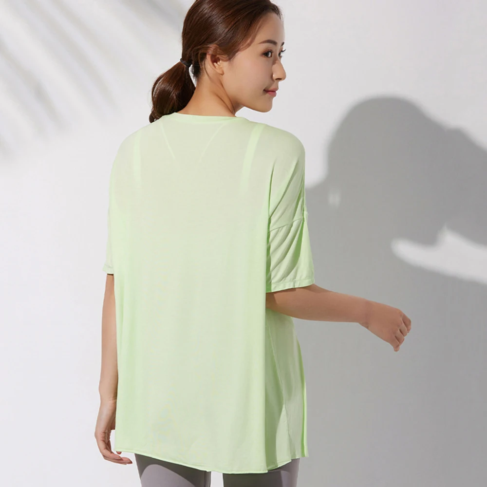 

Summer Woman Running T-shirts Loose Short Sleeve Yoga Shirts Female Fitness Athletic Workout Active Wear Quick Dry Sport Suits