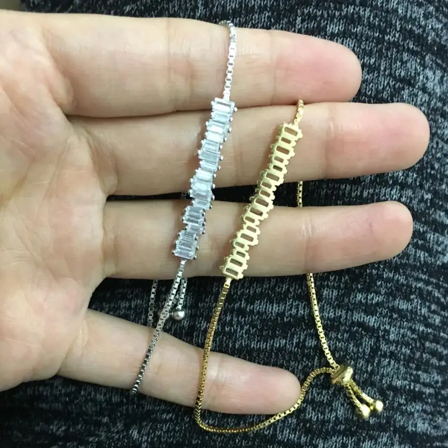 Женский серебряный браслет регулируемый из серебра 100% пробы с квадратными