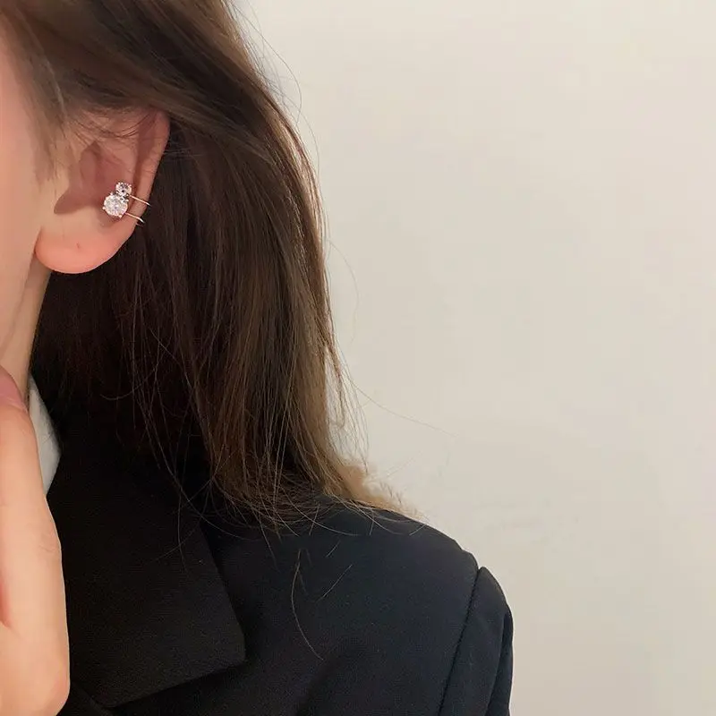 

Cezch Zircon Filled Tragus Earring For Women Non Piercing Clip Earing Ear Cuff 2021 Also Be Nose Ring