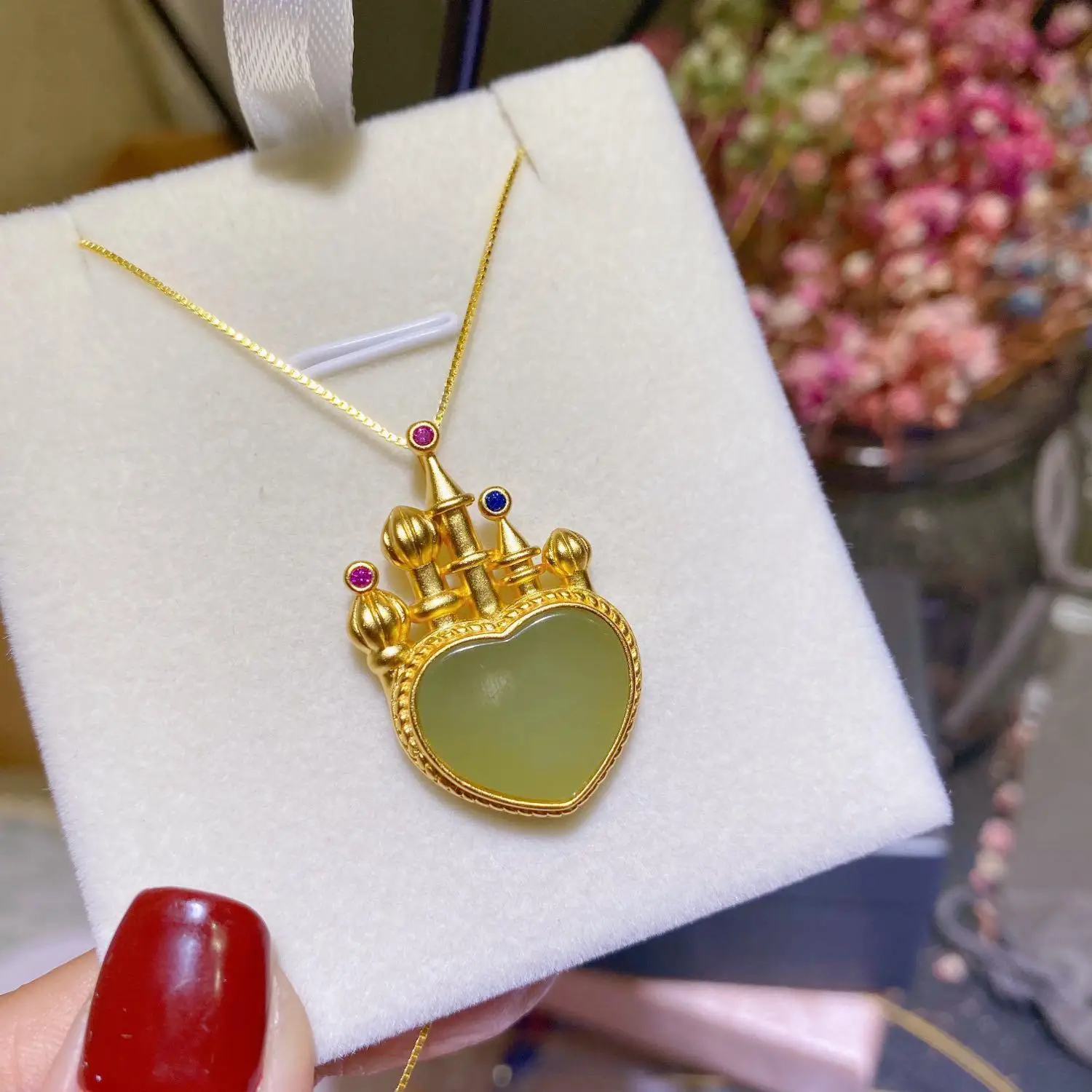 

Hetian Jade Love Heart Jasper S925 Sterling Silver Pendant Castle Ancient Gilding Craft Vintage Silver Jewelry Pendant