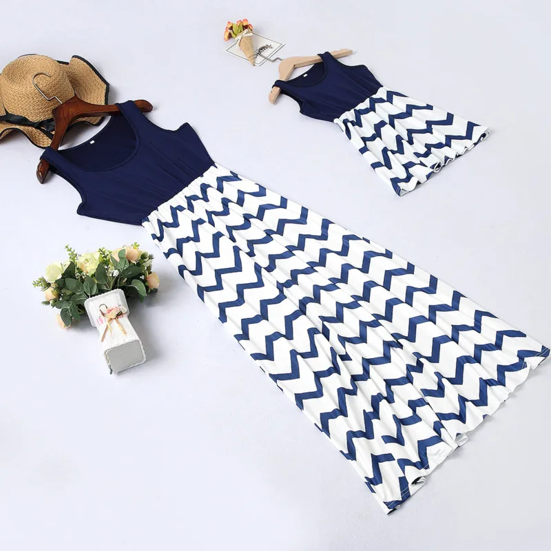 

2021 Summer Stripped Long Dress For Women Family Matching Mom And Me Maxi Bodycon Dress Mommy Baby Girls Clothes Mother Daughter