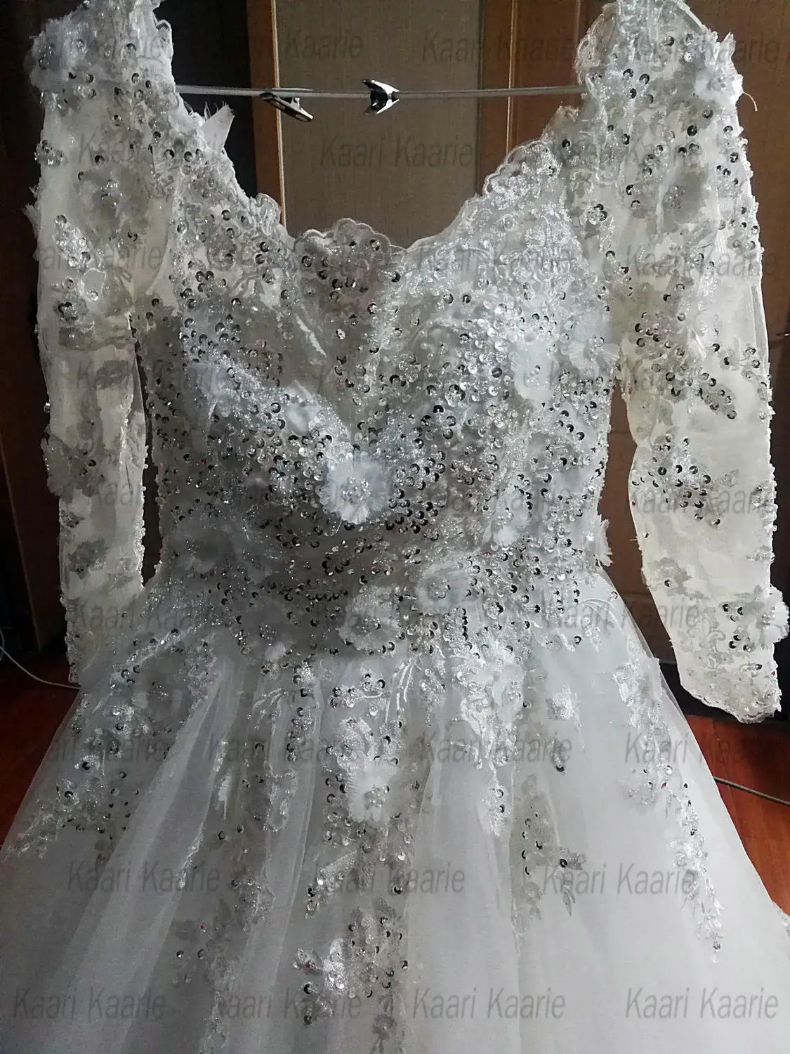 Gorgeous Princess Wedding Gowns Long Sleeves Lace Appliqus Church Formal Bride Dresses Tulle Ball Gown Bridal Dress Custom Made | Свадьбы и