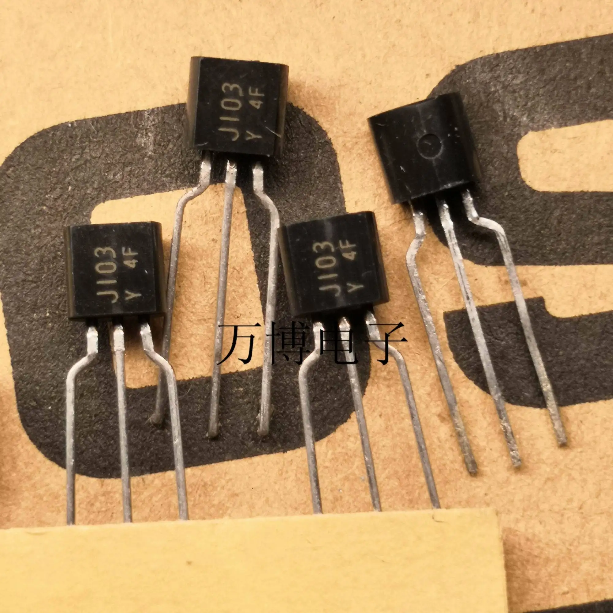 10pcs TOSHIBA 2SJ103-Y to-92 Transistor J103Y Audio Power Amplifier 2SJ103 taping J103 Laser word | Лампы и освещение