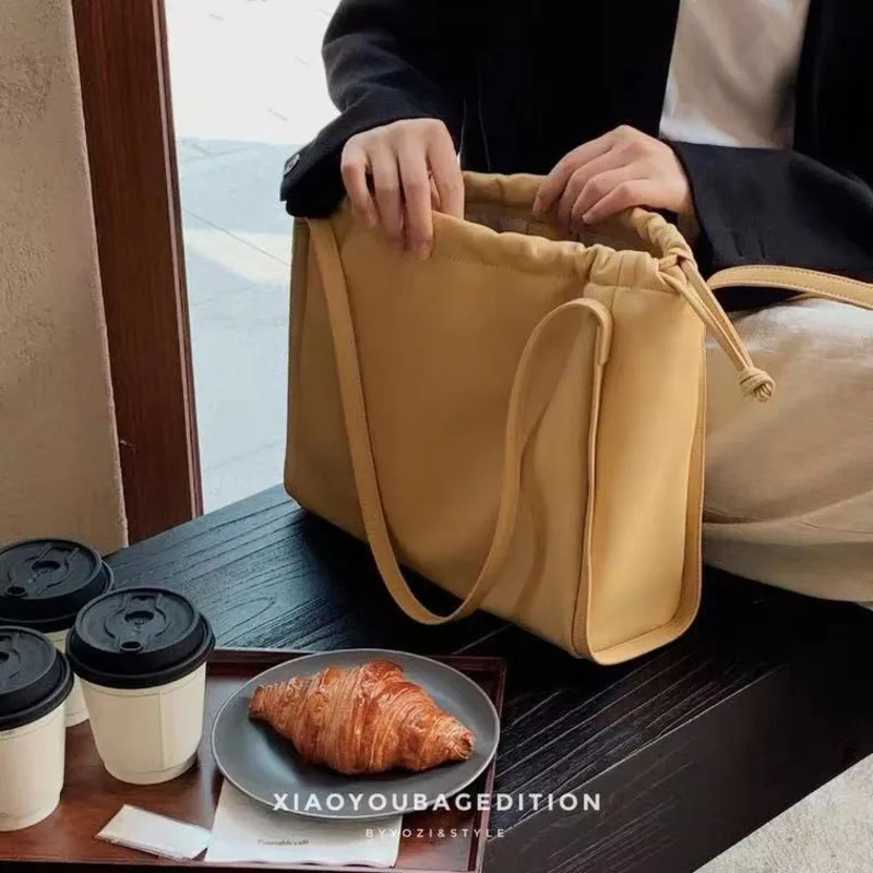 

Female Bag Large Capacity New Leisure Cream Yellow Bucket Bag Single Shoulder Tote Bag Student Shoulder Handbag Storage Bag