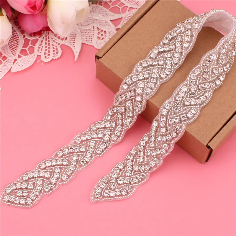 Свадебное платье с поясом застежкой на ремешке свадебное аксессуары Стразы