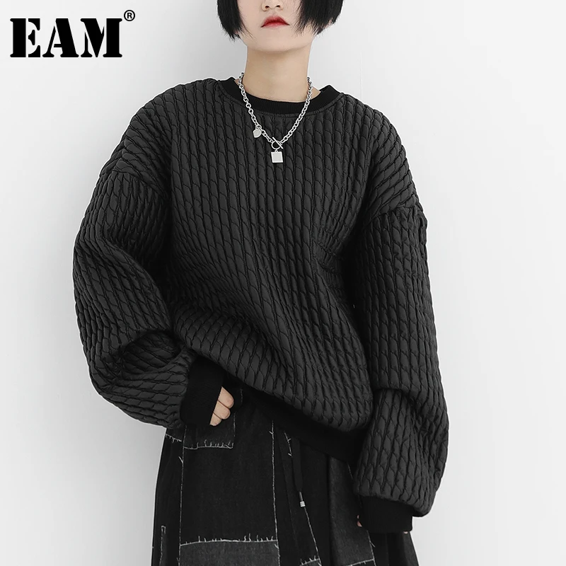 

[EAM] Loose Fit Warm Padded Sweatshirt New Round Neck Long Sleeve Women Big Size Fashion Tide Spring Autumn 2022 1DE3977