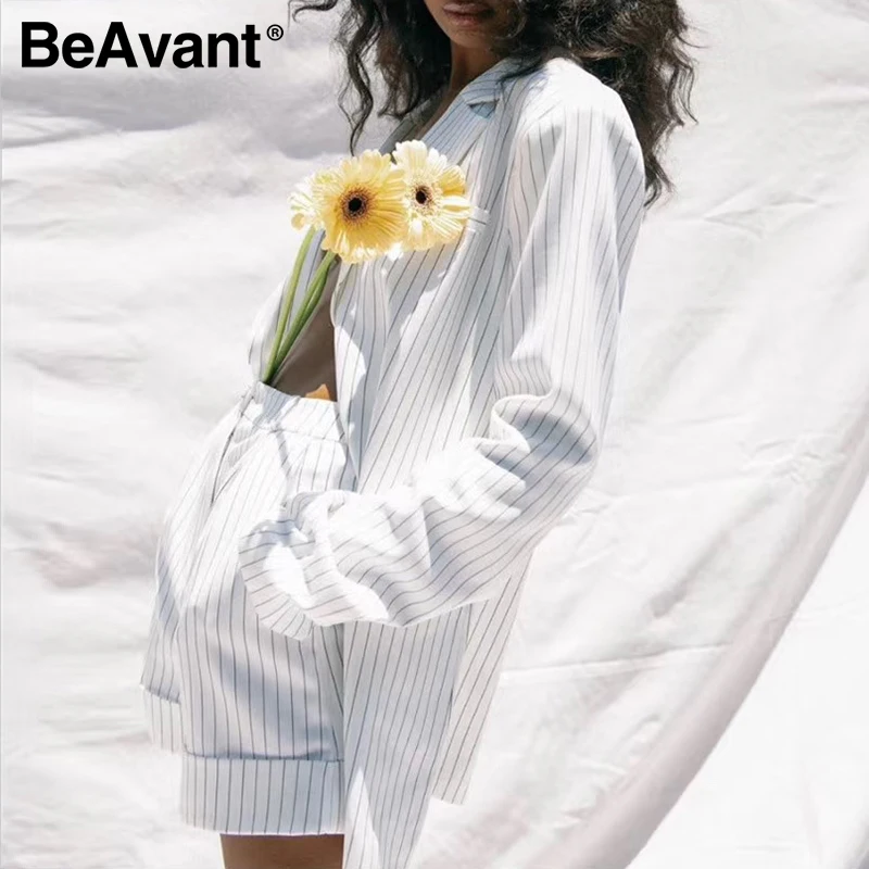 

BeAvant Chic white striped women blazer suit One buckle tailored collar long sleeve blazer two pieces Casual autumn short suits