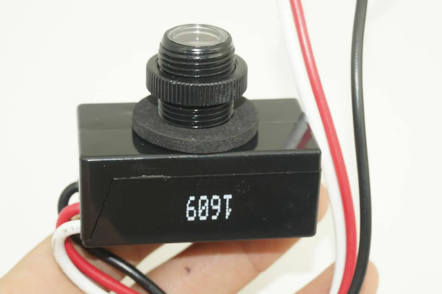 Corsair led лента. Магнитола киа церато 3. Блок контроля освещения. Контроль подсветки. Контроль подсветки.