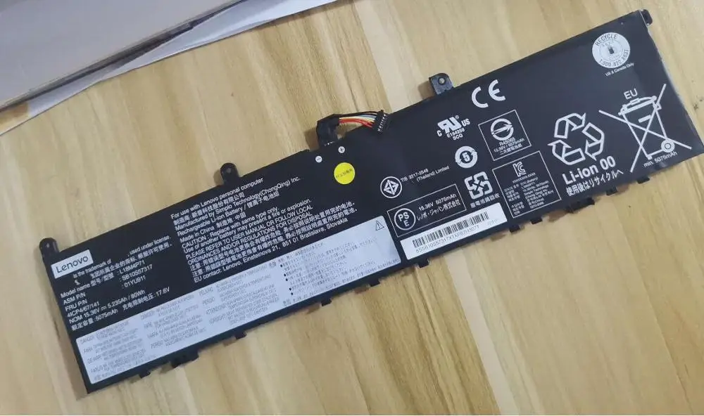 

Новая Подлинная батарея для LENOVO ThinkPad P1 2019 01YU911, L18M4P71, SB10S57317 15,36 V 80WH