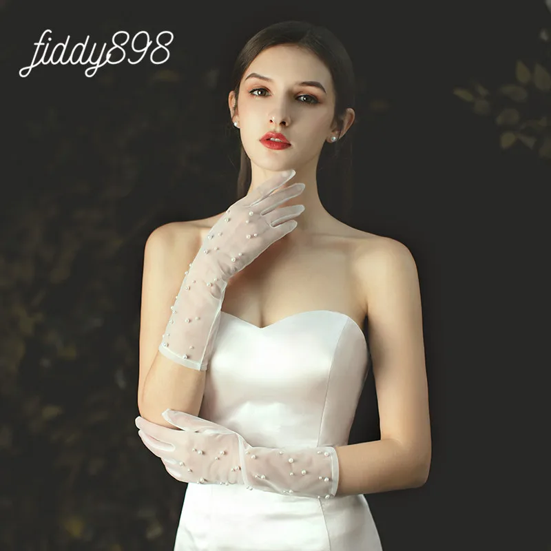 Элегантные короткие женские свадебные жемчужные перчатки для невесты тюлевые