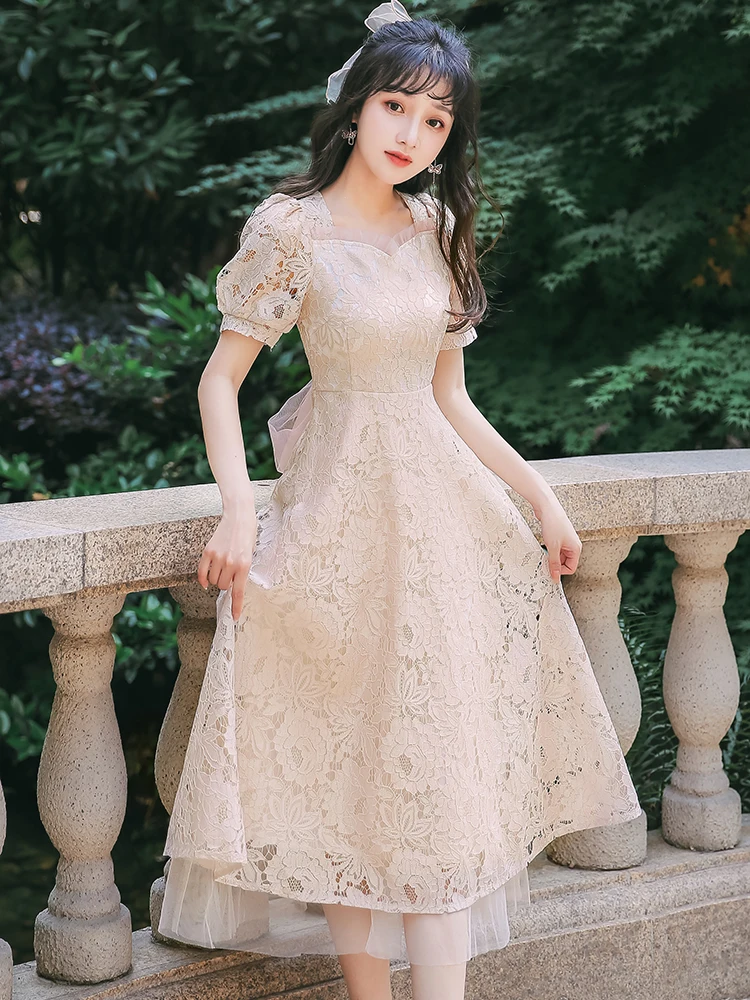 

2020 new fashion women's clothing Square Collar Puff Sleeve Vintage women dress