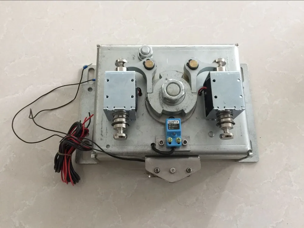

Semi automatic tripod turnstile mechanism an accurate and heavy duty system
