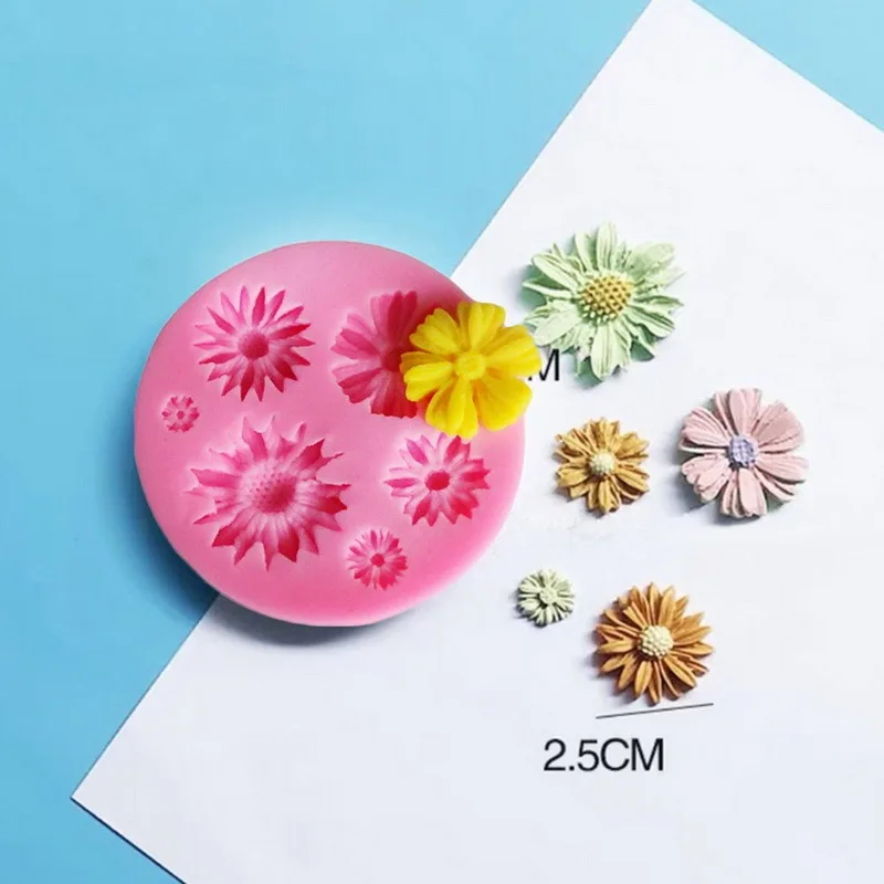 

1 pc 7.5x7.5x1cm Craft Cupcake 3D Rose Flower Fondant Silicone Mold Mould Baking Cake Cookies Form Chocolate Soap Sugar
