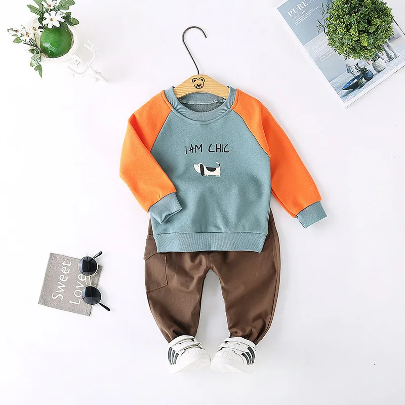 Комплект детской одежды на весну и осень футболка штаны с буквами Щенок для