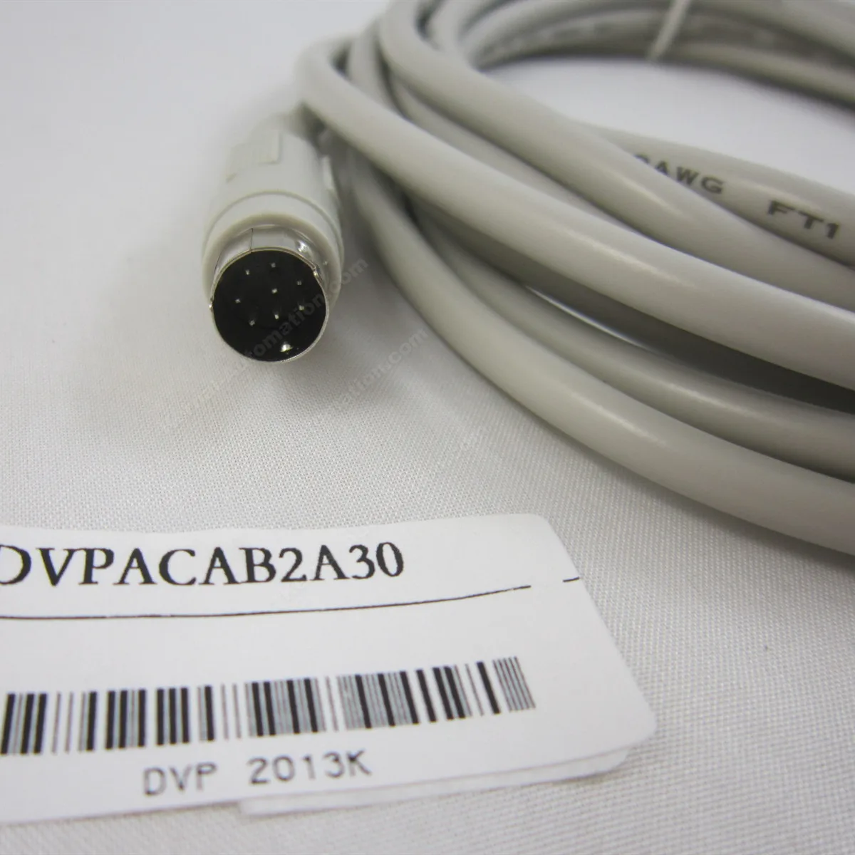 Совместимый DVPACAB2A30 программный кабель для TP02/04G Сенсорная панель ЧМИ DVP-ACAB2A30 |