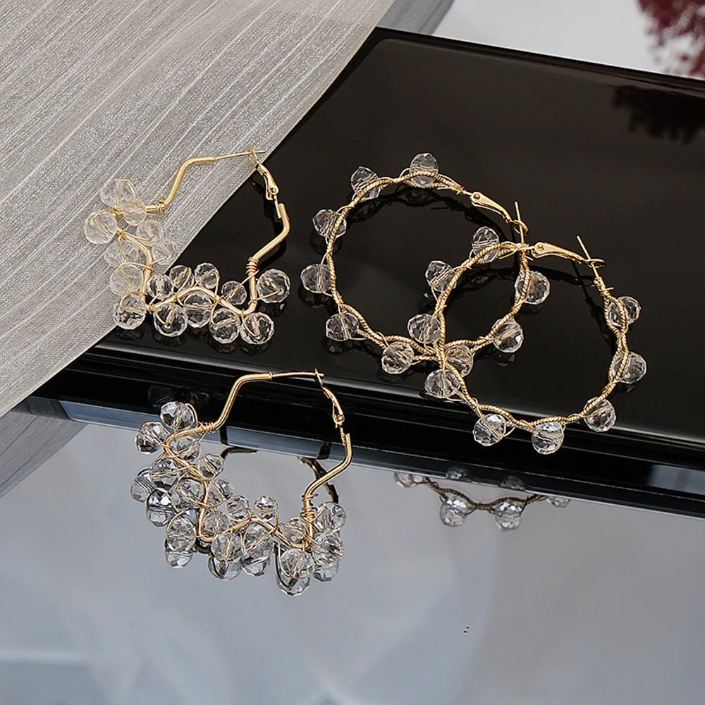 

INS 2022 Metal Gold Round Star Shape Clear Crystal Hoop Earrings Jewrlry for Women Sweet Crystal Circle Geometric Earrings Gift