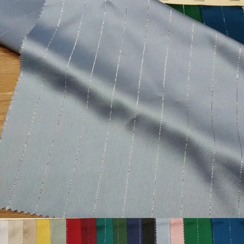 

Двусторонняя ткань с темными полосками, тонкие полоски, ткань против морщин, триацетатная пряжа, окрашенная Серебристая ткань, костюмное пл...