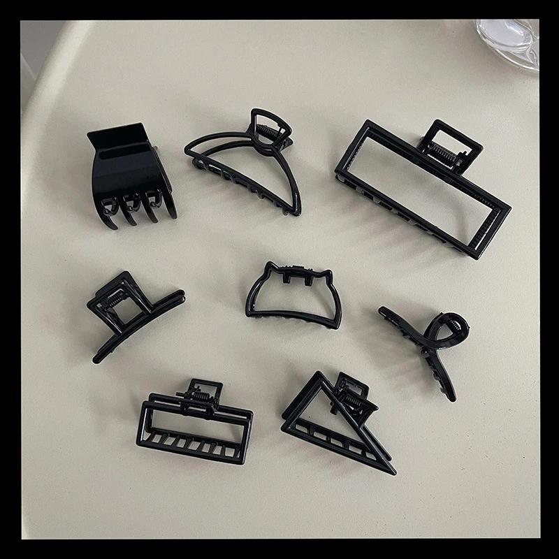 New Black Small Metal Claw Clips Headdress for Women Girls Mini Hair Clips Hairpins Barrettes Crab Clip Fashion Hair Accessories