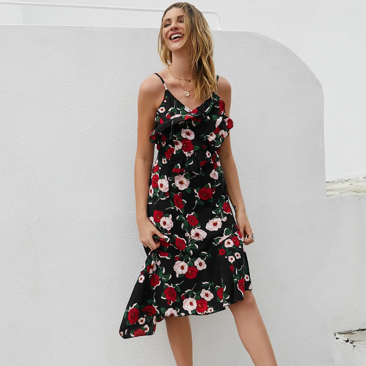 

Женское платье с открытой спиной и V-образным вырезом, без рукавов