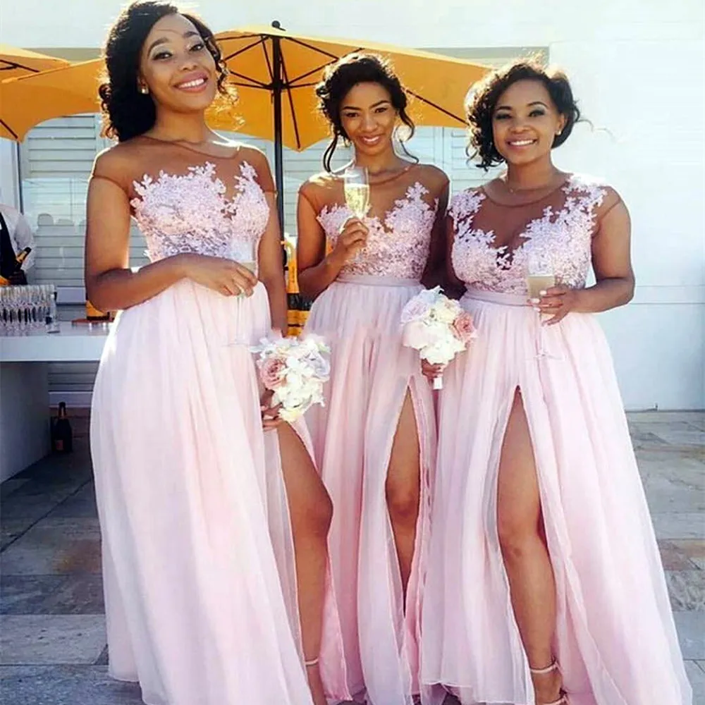 

Flowy Chiffon Pink Long Bridesmaid Dresses Sheer Neck Cap Sleeves Appliqued Illusion Bodice Sexy Split Summer Black Women Maid O