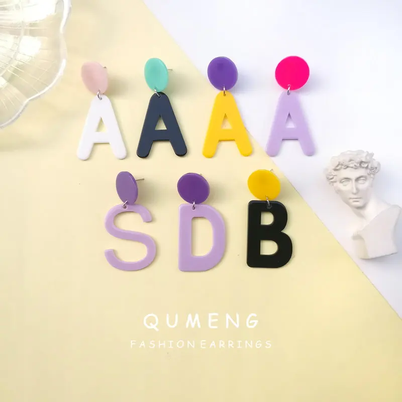 

Женские винтажные серьги QUMENG, 2020 A/B/D/S, из алфавитные серьги акрила, с буквами, ювелирные изделия, сережки-гвоздики большие